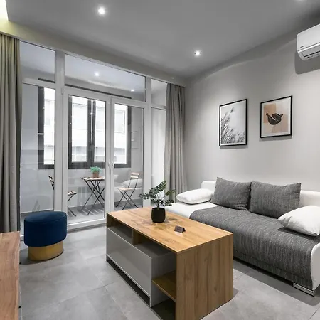 Bonsai Apartments, The Luxury