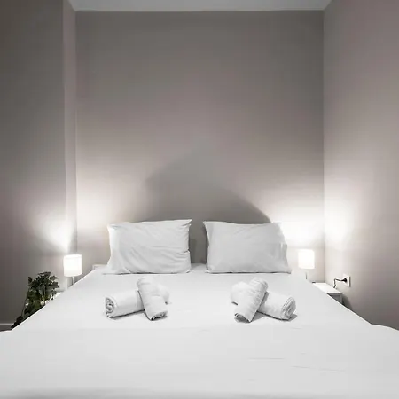 아파트 Bonsai Apartments, The Luxury